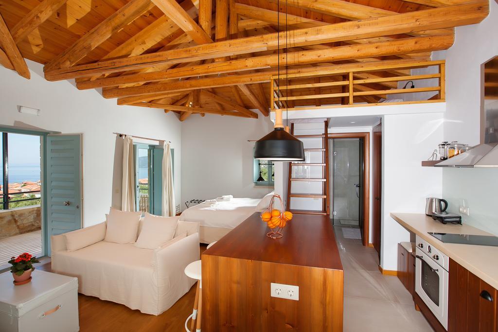 Lithos Guesthouse Kardamili Екстер'єр фото