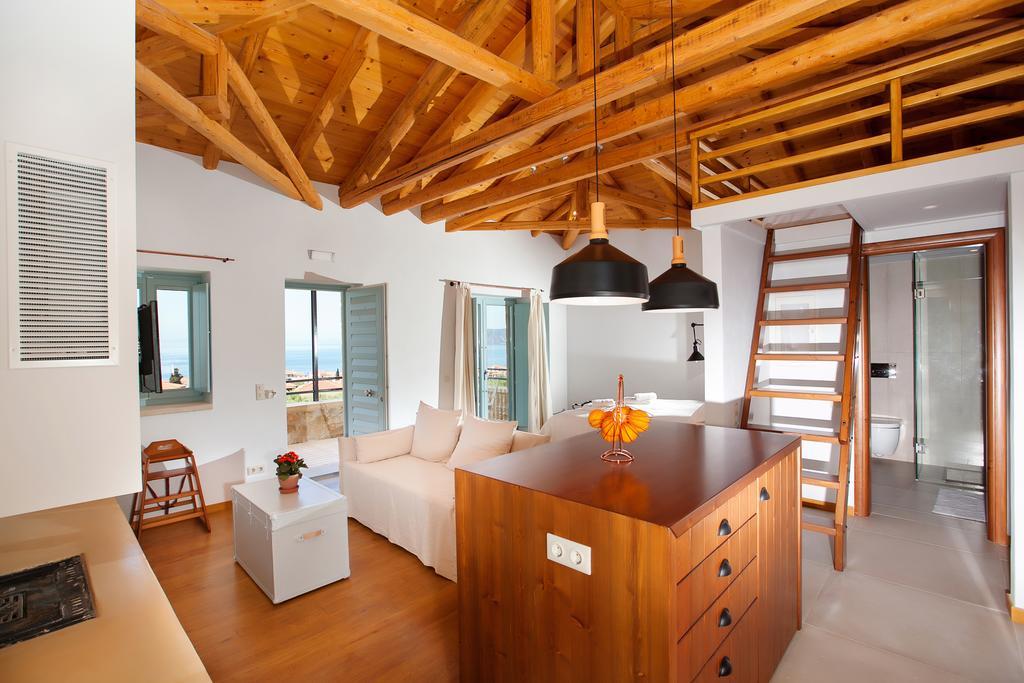 Lithos Guesthouse Kardamili Екстер'єр фото