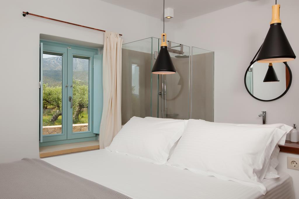Lithos Guesthouse Kardamili Екстер'єр фото
