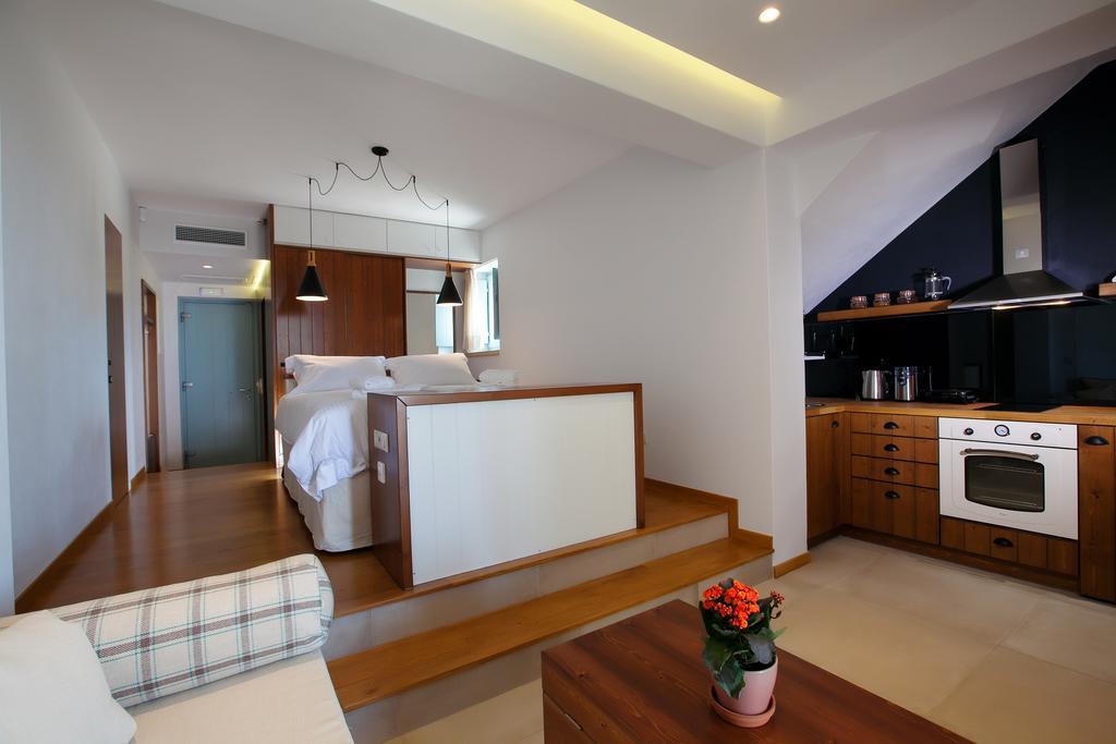 Lithos Guesthouse Kardamili Екстер'єр фото