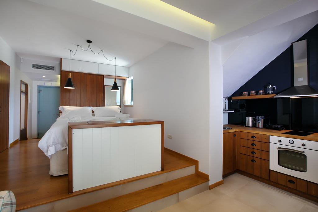 Lithos Guesthouse Kardamili Екстер'єр фото